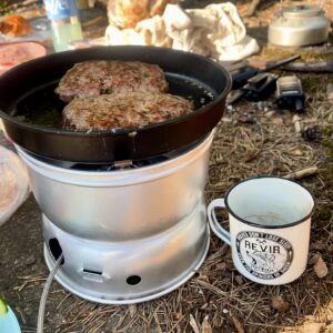 Steinar Sagen Instagram - God tur! Veldig god tur! Nå er det bare å komme seg tilbake til byen å få opp blodtrykket igjen… 

@helleknives 
@nortent_of_norway 
@reviroslo 
@naturkompaniet.no 
@radium_instruments_norge