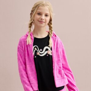 Stella Grace Fitzgerald Instagram - Spring has sprung! 🩷

@kohls 
@jamieberg 
@sharbearhaircare 
@sarasaltanovitz 
@magc1010 
@stewarttalentchicago 

#kohls #lifeatkohls #stewarttalent #stewarttalentchicago #stewcrew #tweenmodeloftoday  #actor #kidsfashion #fashionkids #model #childactors #modeldiaries #kidsofinstagram #kidactor #kidactors #kidmodels #childactor #tweenactress #grateful