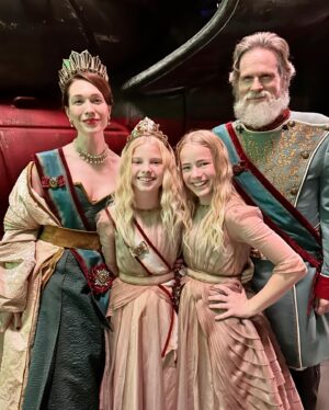 Stella Grace Fitzgerald Instagram - Some more BTS with the Royal Family (Cary Elwes & Rhian Rees) from Rebel Moon including the adorable Princess Issa photo/stunt double Kylee Levien who has become a sweet friend of Stella’s. The girls had so much fun on set and with their studio teachers who happened to match one day too! We will cherish these moments forever 💕

#rebelmoon #rebelmoonachildoffire #rebelmoonthescargiver #netflix #scifi #caryelwes #rhianrees #zacksnyder #grateful #corememories #actor #younghollywood #teenactress #princessissa #hollywood #netflixfilm #stewarttalent #authentictalentandliterarymanagement #royalfamily #explorepage