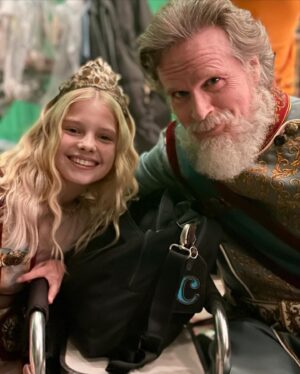 Stella Grace Fitzgerald Instagram - Some more BTS with the Royal Family (Cary Elwes & Rhian Rees) from Rebel Moon including the adorable Princess Issa photo/stunt double Kylee Levien who has become a sweet friend of Stella’s. The girls had so much fun on set and with their studio teachers who happened to match one day too! We will cherish these moments forever 💕

#rebelmoon #rebelmoonachildoffire #rebelmoonthescargiver #netflix #scifi #caryelwes #rhianrees #zacksnyder #grateful #corememories #actor #younghollywood #teenactress #princessissa #hollywood #netflixfilm #stewarttalent #authentictalentandliterarymanagement #royalfamily #explorepage