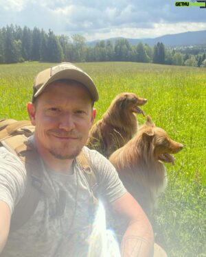Štěpán Benoni Instagram - Brothers. #sumava