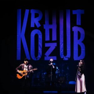 Štěpán Kozub Instagram - 2023 - Ostravar Aréna.
8.000 diváků! Děkujeme 🙏

@jirikrhut 
@barbarakanyzova 
@pavelsotoniak 
@rudyhorvat 
Bandjeez 

Foto: @barcachle

#music #live #show #koncert #Singer #musician