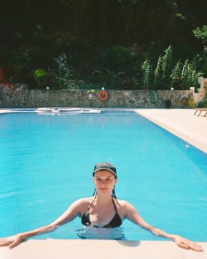 Štěpánka Fingerhutová Instagram - Posledný letný film z poslednej letnej dovolenky. 🥙🇬🇷#mjuii #portra400