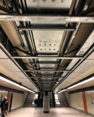 Stéphanie Arav-Clocchiatti Instagram - Cette année, j’ai appris à marcher dans ma ville avec les yeux ouverts.