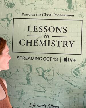 Stephanie Koenig Instagram - Catch up on episodes of #lessonsinchemistry 
Episode 6 out this week !