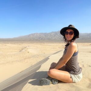 Stephanie Panisello Instagram - “The purpose of life is to live it, to taste it, to experience to the utmost, to reach out eagerly and without fear for newer and richer experience.” 

-Eleanor Roosevelt 

Here’s some pics from earlier this summer from The Mojave National Preserve. I haven’t shared very many of my adventures this year. Would you like to see more? 🌞

#adventure #travel #desert #explorer #goodtimes