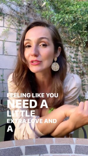 Stephanie Panisello Instagram - I loved getting to see all the talent, courage and awareness that the student filmmakers brought via @directingchange. If you’d like to learn more about the program, visit DirectingChangeCA.org.

And if you need some support: you can call or text 988 for the Suicide and Crisis Lifeline 🫶

#TakeAction4MH #Share4MH #TakeActionLA #mentalhealthawareness #mentalhealthawarenessmonth #mentalhealthmatters #mentalhealthadvocate