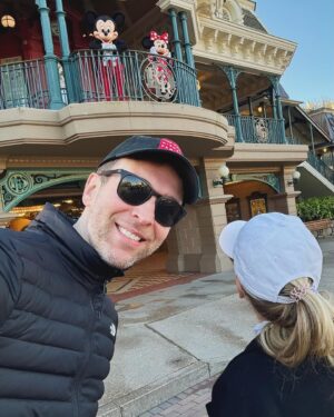 Stephanie Styles Instagram - The castle was stunning 💖🏰 Crush’s Coaster totally rocked 🌊🐢 and the Mickey-shaped foods were *Chef Rémy’s kiss* 🐀🧑‍🍳 !! So incredible kicking off our lune de miel by visiting our first International Disney Park! 💍🇫🇷 Hope our paths croissant again soon, @disneylandparis ! 🐭✨