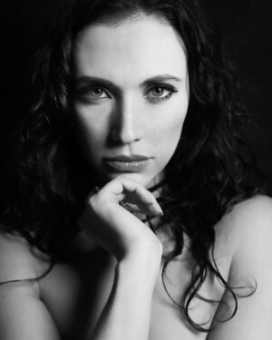 Stephanie Tripp Instagram - Vampy Portrait
....
📷: @ededwardsphotography
....
#blackandwhite #blackandwhitephotography #portrait #eyes #actor #headshot #goth #gothic #gothicromance #vamp #vampy