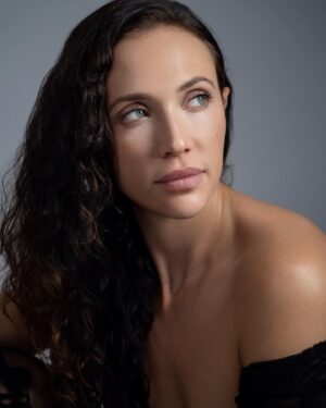 Stephanie Tripp Instagram - Portrait with @tomtrevatt
Retouched: @your_beauty_retoucher 
....
#classic #classical #portrait #portraitphotography #portraits #actor #art #artist #character