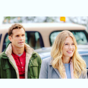 Stephen Huszar Instagram - RETURN TO CHRISTMAS CREEK premiers tonight at 9/8c on the Hallmark Channel! Had an incredible time shooting this mega feel good, tear jerker full of family and romance with @tortorra_, #StevenWeber, and @thekarimatchett 🎬🎬🎬
Check out the trailer, behind the scenes, bonus interviews & showtimes here: ‪http://www.hallmarkmoviesandmysteries.com/return-to-christmas-creek/videos‬