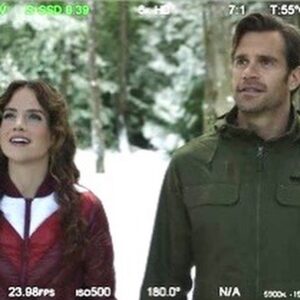 Stephen Huszar Instagram - Happy 🇺🇸 Thanksgiving! Kick off the holiday season tonight with #ChristmasInTheRockies starring the amazing @ksuemurray and @trishstratuscom premiering tonight on the new @foxnation streaming app. 

Thank you @brainpowerstudio for a great experience and @justingdyck for captaining our ship through stormy COVID waters. You’re all legends!