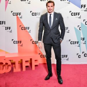 Stephen Huszar Instagram - Great evening sharing the screen with these talented legends 🙌🏽

Thank you @ciffcalgary and a big congrats to @tribaltvseries for premiering season 2! You’ve created something very special with your incredible vision, passion & dedication. These stories need to be told.