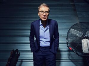 Stephen Merchant Instagram - Take this as my audition for any and all upcoming martial arts movies.