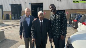 Stephen Satterfield Instagram - This is a season of gratitude.  THANK YOU. In the name of Jesus and every Abrahimc faith and equally every denomination or non at all other than the grace of gawd hear me clearly when I say it again—thank you. My blessings are immense and profound and unfolding. 🙏🏿 I must go on record (again!) as saying there will never be another gift more significant than  High on the Hog. For all of y’all who have sent messages please know they have been received with awe, humility and gargantuan gratitude. Reciprocal if not explicitly said.

I love Dr. J so much and so glad that she (*you, DR, J!) is here to live through the accolades. Please don’t stop them from coming in. Please tune in if you haven’t. I’m so grateful. That is a mantra and prayer. A preacher with no congregation is isolation. Yall let me know I’m not alone. 

When you watch #HighontheHog I hope you don’t lose the message. Black people been present in every facet of history and any omission is supremacy which should dismantled asap and never be confused with the TRUTH! Shoutout to my daddy on the eve of the eve of 70 who taught me that the truth would set me free, and I’ll be damned if that wasn’t the rillest shit he ever wrote. Take the message forth and expand. Thankyouthankyouthankyou.