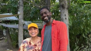 Stephen Satterfield Instagram - This is a season of gratitude.  THANK YOU. In the name of Jesus and every Abrahimc faith and equally every denomination or non at all other than the grace of gawd hear me clearly when I say it again—thank you. My blessings are immense and profound and unfolding. 🙏🏿 I must go on record (again!) as saying there will never be another gift more significant than  High on the Hog. For all of y’all who have sent messages please know they have been received with awe, humility and gargantuan gratitude. Reciprocal if not explicitly said.

I love Dr. J so much and so glad that she (*you, DR, J!) is here to live through the accolades. Please don’t stop them from coming in. Please tune in if you haven’t. I’m so grateful. That is a mantra and prayer. A preacher with no congregation is isolation. Yall let me know I’m not alone. 

When you watch #HighontheHog I hope you don’t lose the message. Black people been present in every facet of history and any omission is supremacy which should dismantled asap and never be confused with the TRUTH! Shoutout to my daddy on the eve of the eve of 70 who taught me that the truth would set me free, and I’ll be damned if that wasn’t the rillest shit he ever wrote. Take the message forth and expand. Thankyouthankyouthankyou.