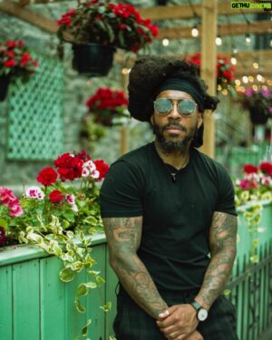 Stephen Voyce Instagram - We are so quick to judge one another, to condemn each other over things simply because we do not understand them. If they aren't hurting you, or themselves, or anyone for that matter, then live and let live. Intolerance has a way of poisoning the well. 🇨🇦🇩🇪🇳🇬👽. 📷 @generationmaier