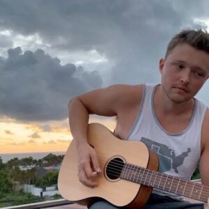 Sterling Knight Instagram - #ripbillwithers one of the best to ever do it. He didn’t write hits, he wrote standards. Hope everyone is staying safe out there... 📹 @scarlett_knight #nofilter Tanktop- @texashumor