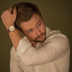 Sterling Knight Instagram - Looking at Black Friday like what's up haha! Just added another @danielwellington to the collection and I love it. Get the same watch with HUGE discounts for Black Friday on the "Dapper" collection and use my #ad code: REALSTERLING for another 15% off. Feeling pretty fancy and y'all need to join me #danielwellington #dwforeveryone