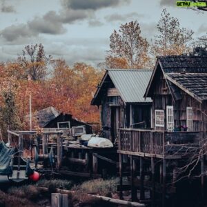 Steve Agee Instagram - When we were shooting Peacemaker season 1 in British Columbia, @sethrogen messaged me about a weird little fishing village that might be cool to photograph. Ladies and gentlemen - Finn Slough
.
.
#britishcolumbia #finnslough #sonyalpha #a7riii #peacemaker