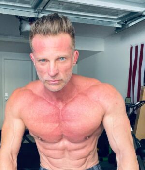 Steve Burton Instagram - Spent a lot of time in this garage the last 2 years. Going back to the basics has reignited my love for fitness, nutrition and mindset. Invest in you daily and watch the ROI. Game changer. Life changer. Let’s get it. Have a great day!