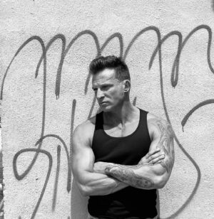 Steve Burton Instagram - One of the coolest pics in NYC by @jrossphoto 
Love this place and the people.  #grateful #tattoo #graffiti  #nyc