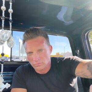 Steve Burton Instagram - As I’ve mentioned before..
Gratitude unlocks all.  I hope you have an incredible Thanksgiving. 

I am grateful for YOU all. 
🙏🏻💪🏼❤️🦃

#gratitude #happythanksgiving