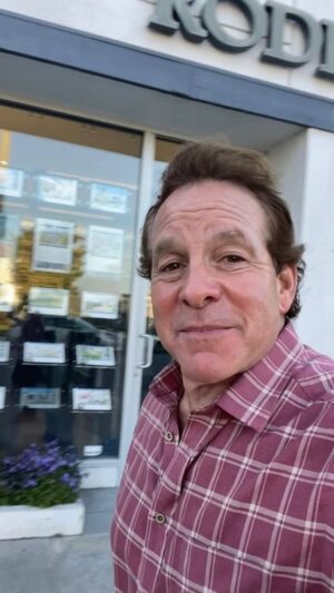 Steve Guttenberg Instagram - I think we all need some time to just “think”. For me, I like to go for a walk and reflect. How do you take time for yourself?