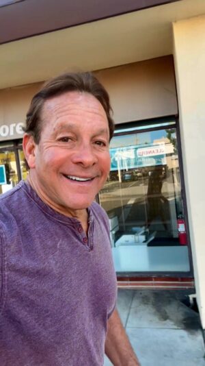 Steve Guttenberg Instagram - Year after year, summer always flies by. I want to slow down and make sure I do all of the things I love before September creeps up on us. What’s your favorite thing to do during the summer?
