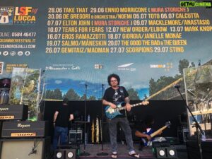 Steve Lukather Instagram - In good company at this festival.