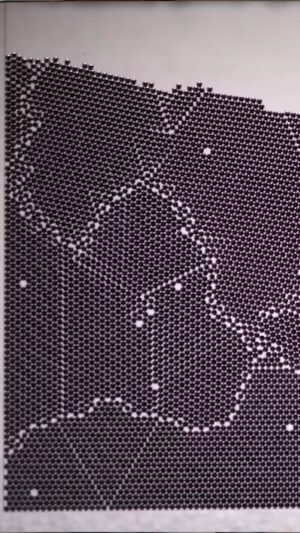 Steve Mould Instagram - It’s fascinating how ball bearings behave exactly like a metal lattice when put under heat. Let me show you. #Science #Metal #SteveMould