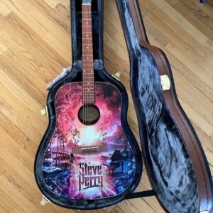 Steve Perry Instagram - New signed guitars are in, and less than 150 of the clear deluxe vinyl   picture disc remain! For your best chance of orders arriving before Christmas order TODAY and choose “priority shipping” at the link in bio.