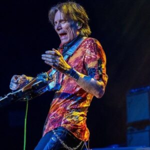 Steve Vai Instagram - We kicked off the G3 tour in Tucson on Tuesday, Jan 23rd. It was so nice to be on the stage with Eric and Joe again after performing the first G3 show with the same line up over 27 years ago. 

It was a bit of a rough start for me. We launched into our first song, “Avalancha”, and within a few minutes my rig went down with a ghost in the machine that could not be traced. We went to my jam rig and jumped back into the song, only to have that amp blow up within a minute. Not a pretty sight but these things can happen. We swapped out another head and finished our set. Unfortunately I was not able to use the Hydra that night because the way the audio outputs on the Hydra work requires my full gig rig and that was down.

Oddly enough, I’ve been in worse situations in the past.  Note to guitar players, it’s a good idea to have a spare rig or back up pieces to your rig when doing a show with a quick replacement plan. 

I usually have a full spare rig and several extra heads. And if they all go down, I would plug into someone else’s rig. Hmmm, would that be Eric’s or Joe’s rig? 

If you are doing a gig and your rig goes down, of greatest importance is to remain calm and focused even though the audience loves to see a good freak out now and then.
In worst case scenario, pull your pants down to your ankles, arms up over your head in a display of defeated humiliation. I was almost at that point. Hmm, would the audience laugh or cheer? Maybe I’ll save that for the encore.

📸: @universalhellfireent
