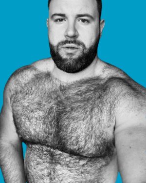 Steven Instagram - 🎶 you got me in love again 🎶 
#hairychest #muscle #musclebear #bear