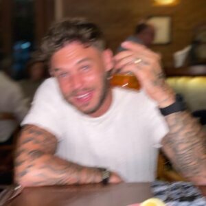 Steven Bachelard Instagram - L’alcool c’est pas cool 🥃 #bali