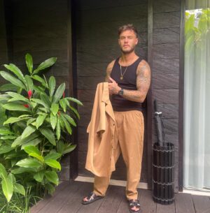 Steven Bachelard Instagram - @desahaybali All suit Bali