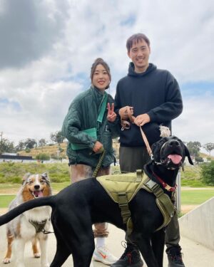Steven Lim Instagram - 🤝🏼🐾