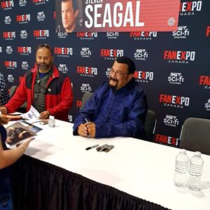 Steven Seagal Instagram - Happy and honored to be back in Toronto spending good times with my fans at Fan Expo. 
Looking forward to another great day tomorrow!