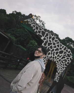 Steven Sun Instagram - 不知道為什麼，從小到大都沒變過
就是很喜歡去動物園，高中大學看動物頻道也是沒停過
對於知道各種動物冷知識很是驕傲～
例如：蜜蜂是靠翅膀和身體的震動來提高溫度熱死侵略者