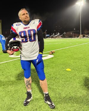 Stian Thorbjørnsen Instagram - Taylor Swift, can you see me now?! Norges svar på Travis Kelce her!