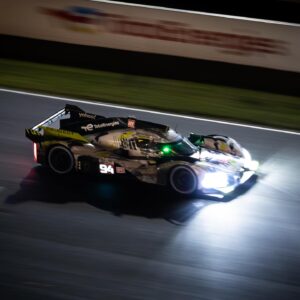Stoffel Vandoorne Instagram - 🦁 🇫🇷 Le Mans done and dusted. Extremely challenging race with the weather conditions and unfortunately not the result we were hoping. Thanks to the boys @paul_diresta @loicduval and @peugeotsportofficial for bringing the car home!