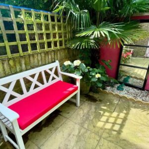 Su Pollard Instagram - A big, "Let's Get Summer Going", hello from my back garden. Well, more of a yard, really... 🌷🌼💠🌺

Just had a garden rescue and it's now looking fab and welcoming for the Summer! ❤️🌞

#SuPollard #Summer #RescuedGarden #Gardening

@dmo_gb