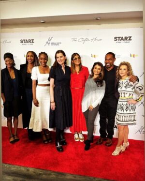 Sufe Bradshaw Instagram - What a wonderful evening this was. Thank you @geenadavisorg for having us. Thank you @cliftonhousebaltimore for sharing your Mother’s beautiful poetry with us and Thank you @commchicklana for your lovely referral. #magicmoment 📚
✨♥️✨♥️✨