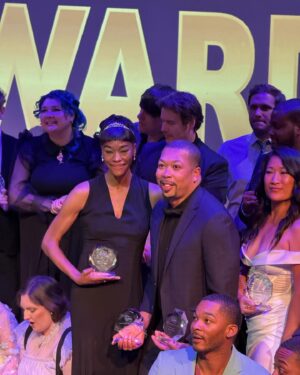 Sufe Bradshaw Instagram - Oh what a night. I’m still in shock. What an incredible honor this was. Thank you @indieseriesawards for this fantastic award and for creating such a magical evening. Thank you @malachirivers for writing such a magnificent script. Congratulations everybody @momentstheseries #collaboration #dreamcometrue 🎥📄♥️🎉