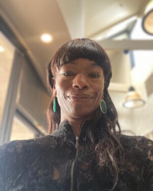 Sufe Bradshaw Instagram - Thanks a million @commchicklana The DPA gifting suite was really fantastic today. What a great start to the weekend. You’re absolutely the best. #loveyoutothemoonandback ♥️♥️♥️
😄🎉🌟🥂🎉