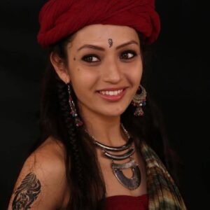 Suhani Dhanki Instagram - Laachi 🤎