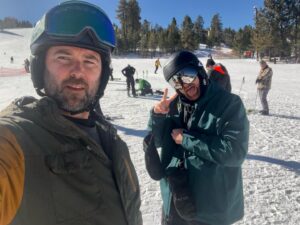 Sullivan Stapleton Instagram - California gotta love it! Two minute walk to the beach, two hour drive to the slopes! 2am wake up from an earthquake!😬😂 #LA #venice #bigbear #earthquake #goodtimes