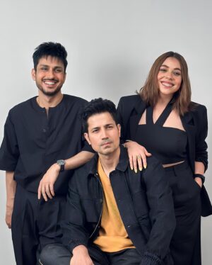 Sumeet Vyas Instagram - Coordinated and got together to celebrate #1YearOfTripling3 ? Maybe 💁‍♂️✨