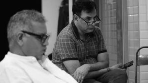 Sumeet Vyas Instagram - #PuraneChawal  #NayaNatak 

Directing a play after a decade. Had almost forgotten what a treat it is to be in #rehearsal.
