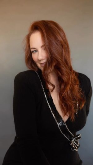 Summer Bellessa Instagram - Thanks for the glow up @tantrumhairsalon @grace.tantrumsalon @thebeautysqurrrl @julyssa.schenk.photography #mesahairstylist #mesahairsalon